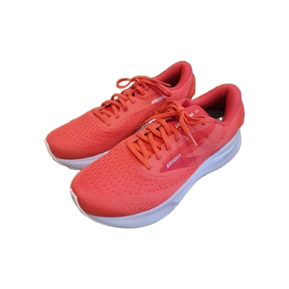 Brooks Adrenaline GTS 24 Women's Running Walking Shoes.  Near Mint Condition
